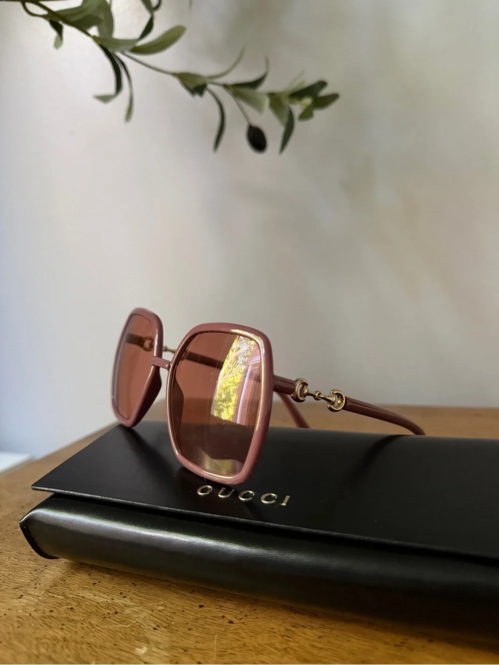 Authentic Pristine Gucci Pink Hexagonal Sunglasses w Case Horsebit Hardware